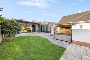 Photo 18- click for photo gallery